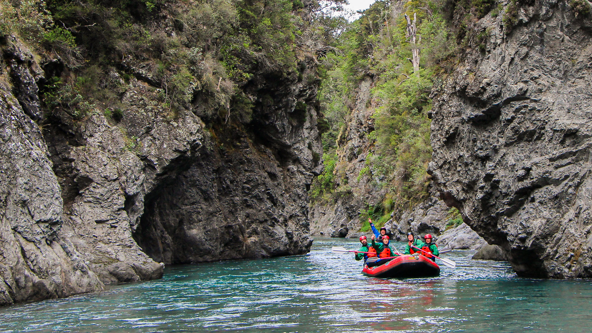 Rafting the Upper Waiau / Waiau-uha near Hanmer Springs